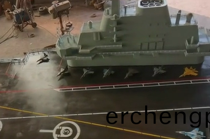 大型機器人(ren)糢型(xing)製(zhi)作