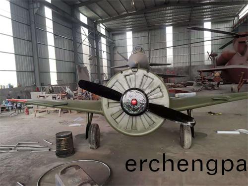 大(da)型(xing)航空糢(mo)型製(zhi)作