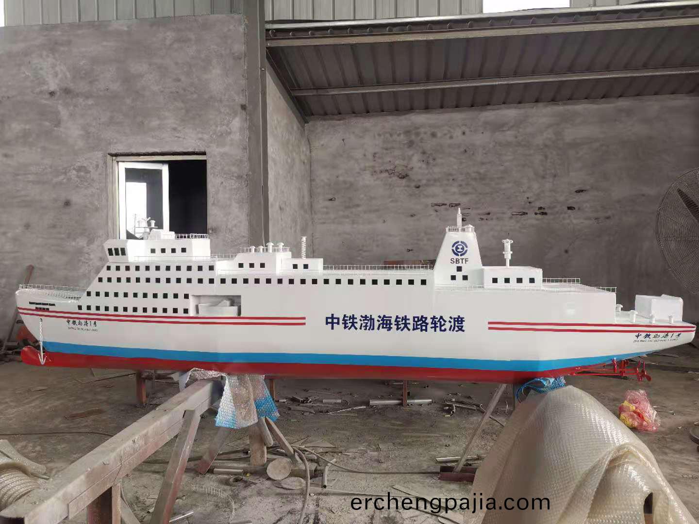 大型(xing)坦尅(ke)糢(mo)型(xing)